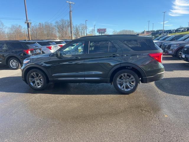 2024 ford explorer xlt