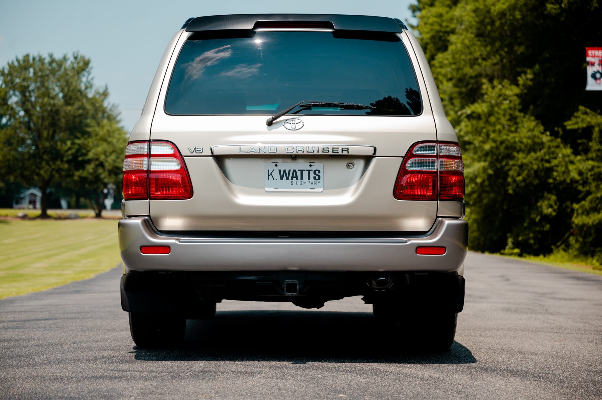 2004 toyota land cruiser uzj100