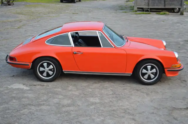 rock solid rare tangerine 911e coupe with excellent run and drive!