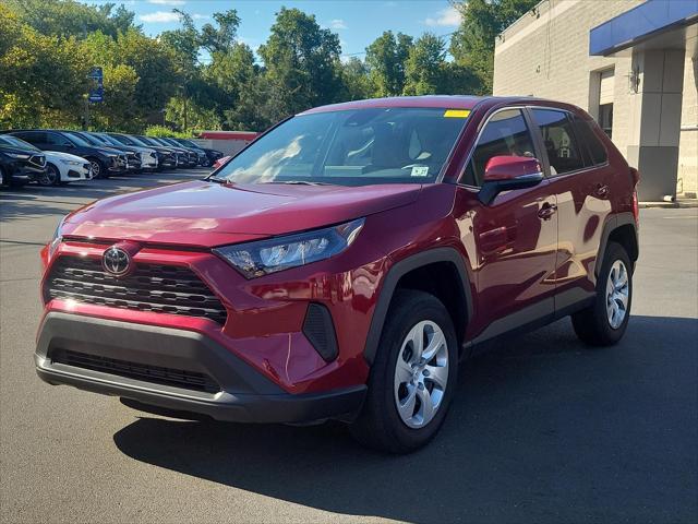 2022 toyota rav4 le