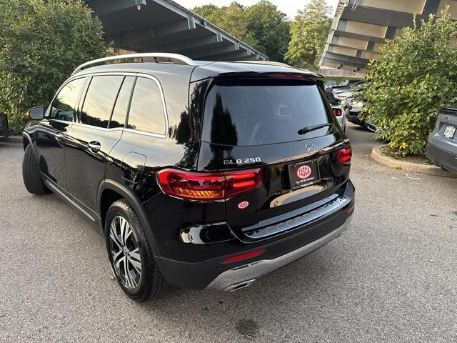 2024 mercedes-benz glb 250 base 4matic
