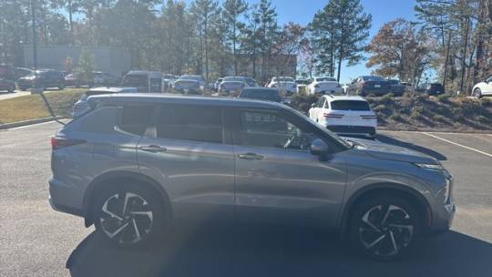 2022 mitsubishi outlander se