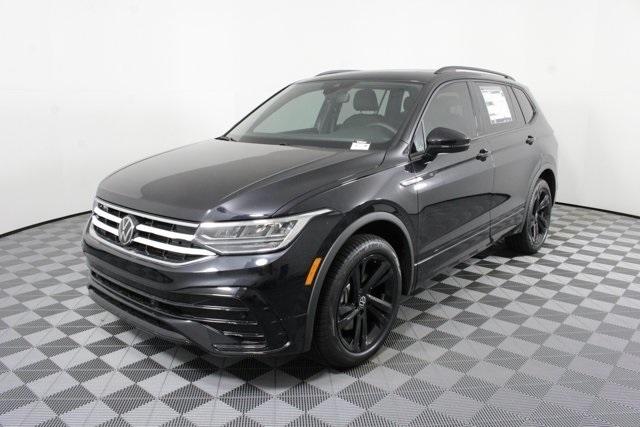 2024 volkswagen tiguan 2.0t se r-line black