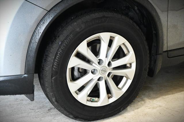 2015 nissan rogue sv