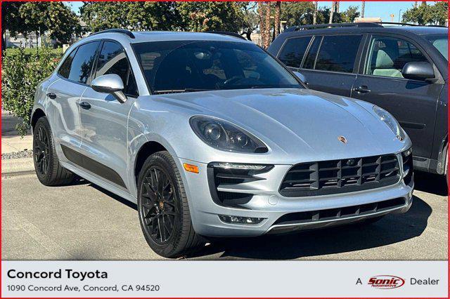 2017 porsche macan gts