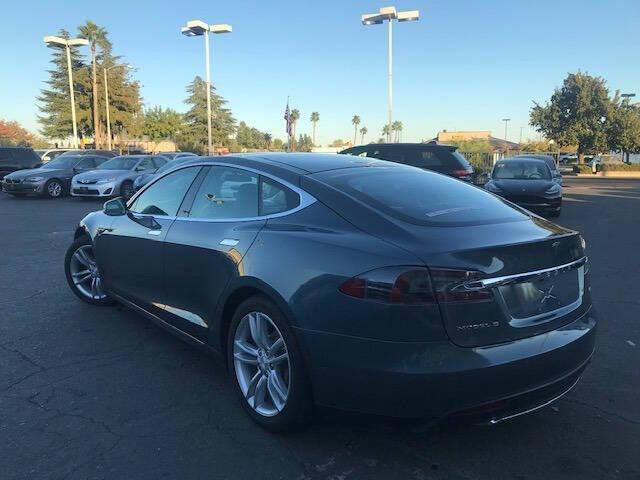 2013 tesla model s base