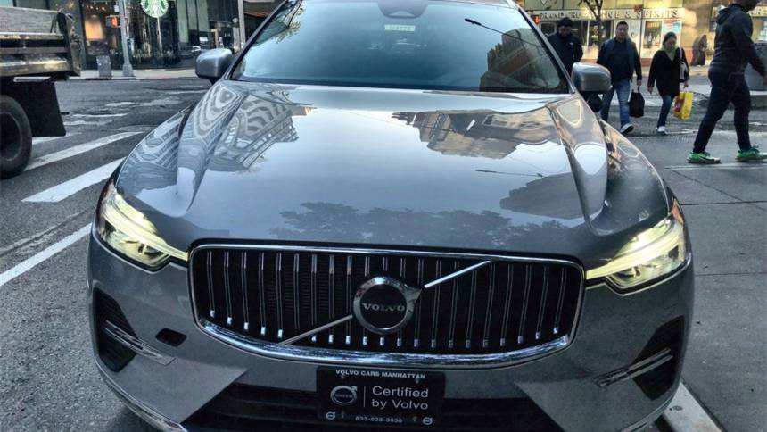 2022 volvo xc60 b5 inscription