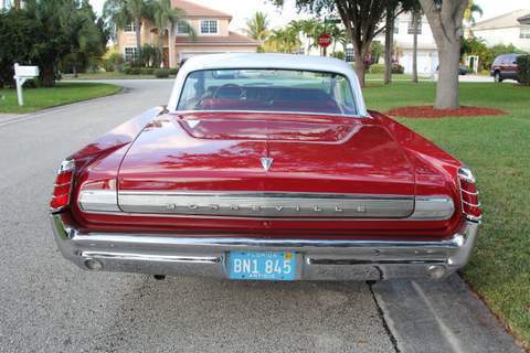 1963 red pontiac bonneville with a 389 engine in woderful condition needs ac