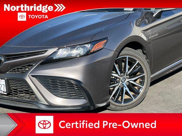 2023 toyota camry se