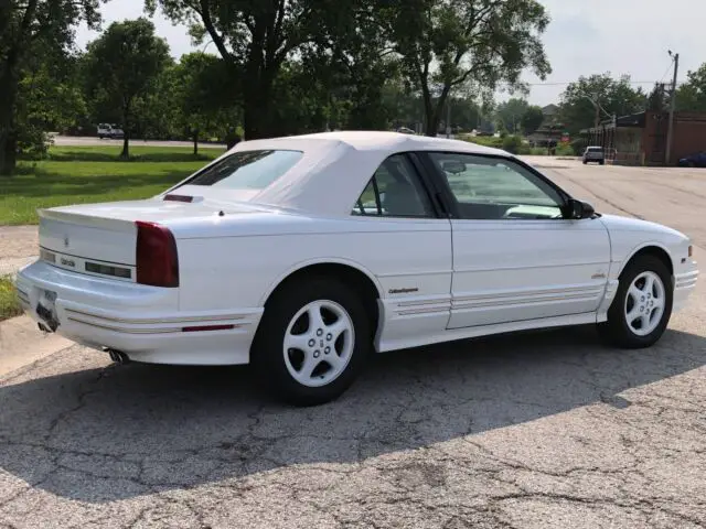 white oldsmobile cutlass with 76,072 miles available now!