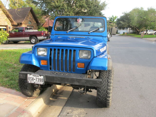 jeep wrangler s with 4 inch lift, 5-speed manual