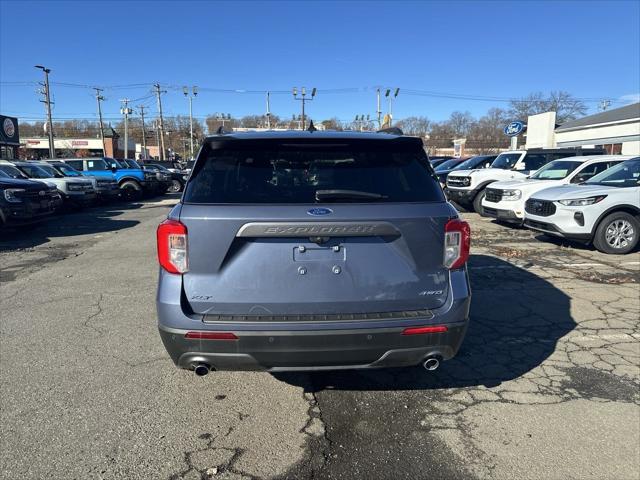 2021 ford explorer xlt