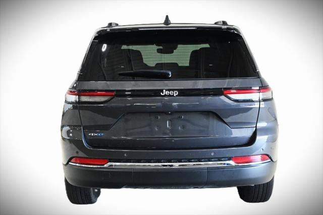 2023 jeep grand cherokee 4xe base