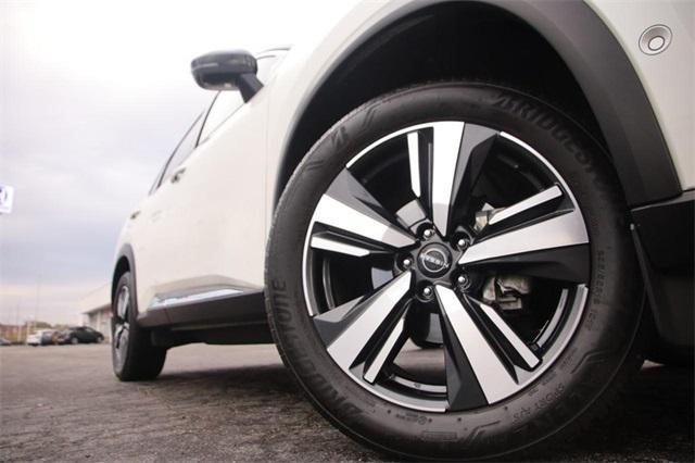 2022 nissan rogue platinum