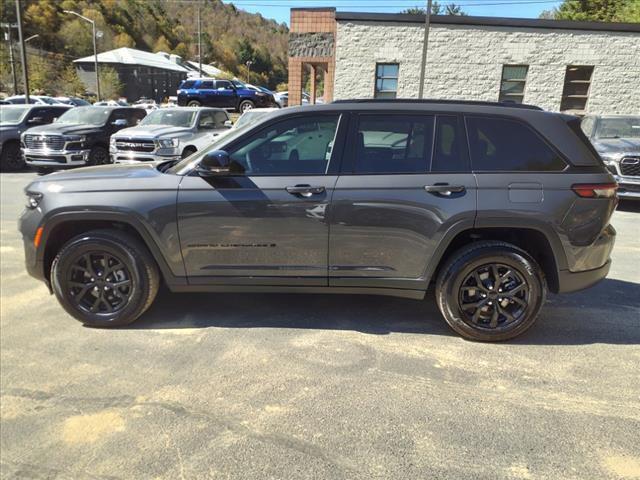 2024 jeep grand cherokee altitude