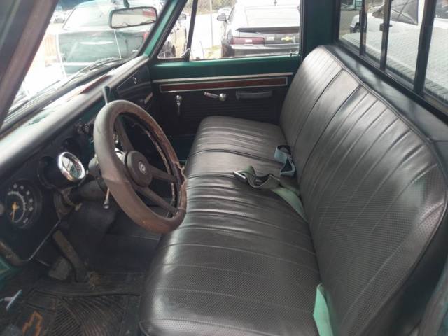 low reserve!!! 1970 chevy cst/10 pick up low reserve!!!