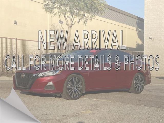 2021 nissan altima sr fwd