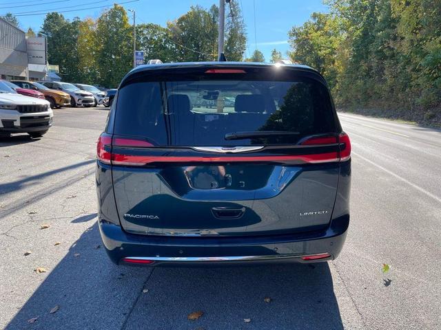 2023 chrysler pacifica limited