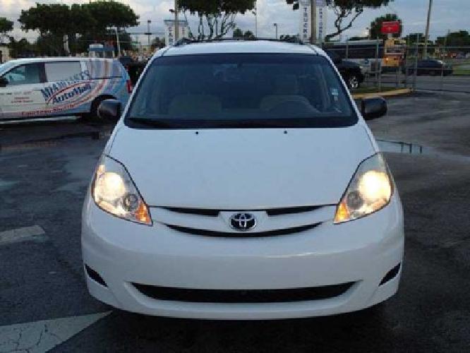 2008 toyota sienna ce in hialeah, fl