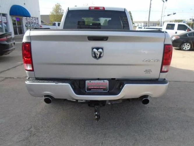2014 ram 1500 crew cab tradesman pickup 4d 5 1/2 ft in omaha, nebraska