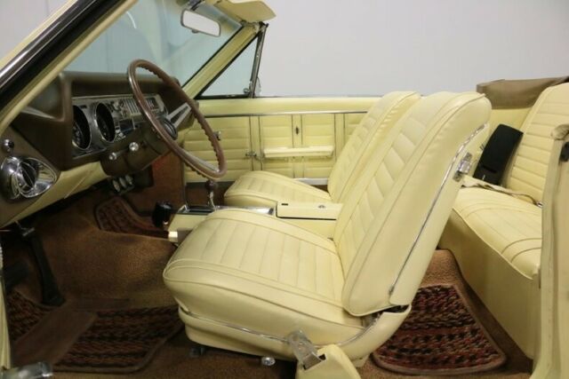 classic olds drop top convertible, 455 v8, auto, air, yellow, cruiser