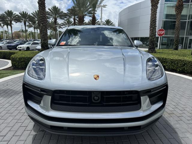 2024 porsche macan t