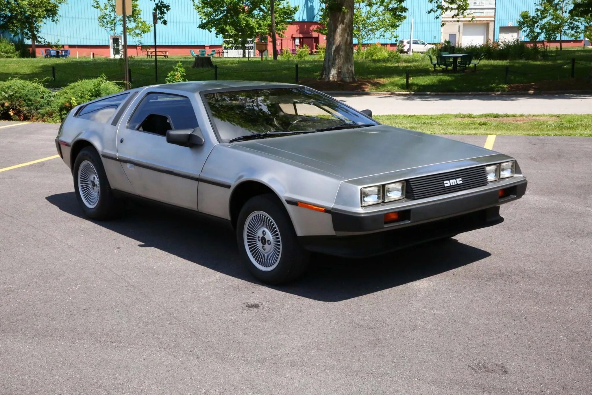 delorean dmc-12