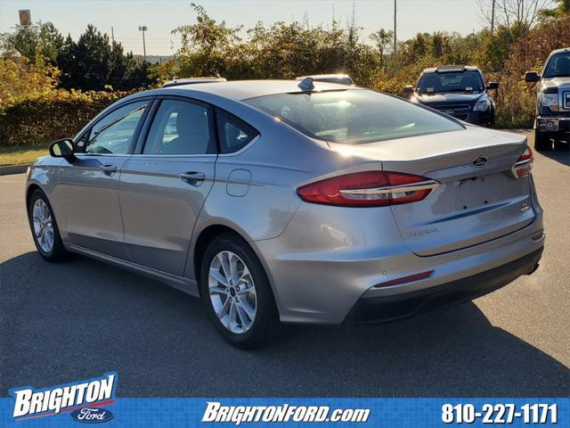 2020 ford fusion se