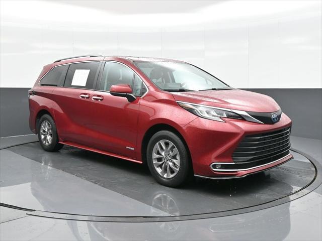 2021 toyota sienna xle 8 passenger