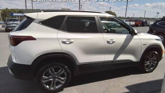 2021 kia seltos s