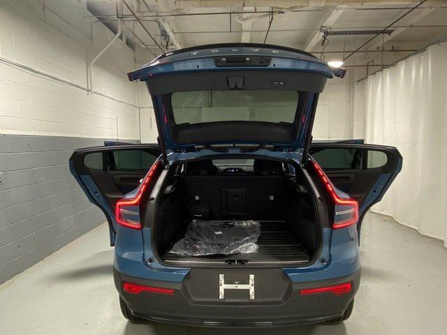 2023 volvo c40 recharge pure electric twin ultimate
