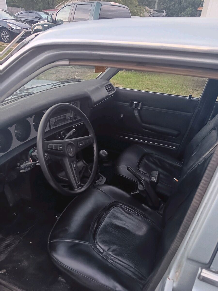 1978 toyota corona blue