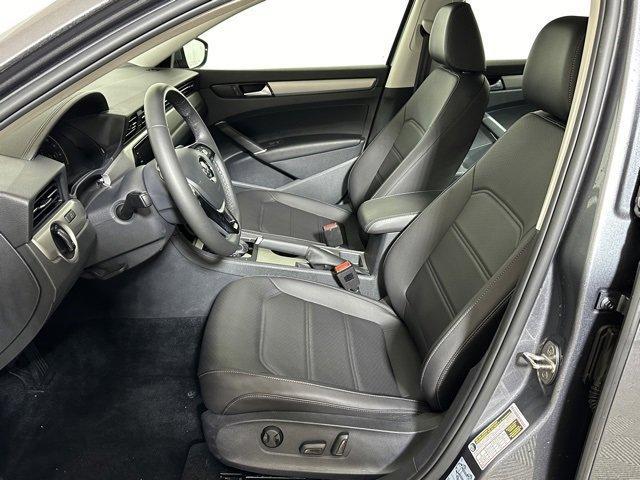 2021 volkswagen passat 2.0t se