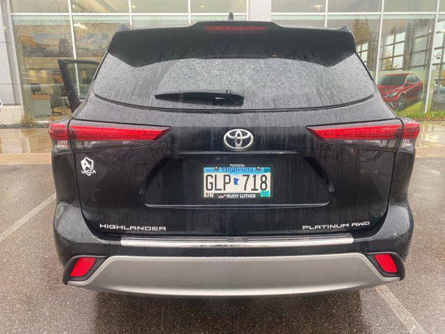 2021 toyota highlander platinum