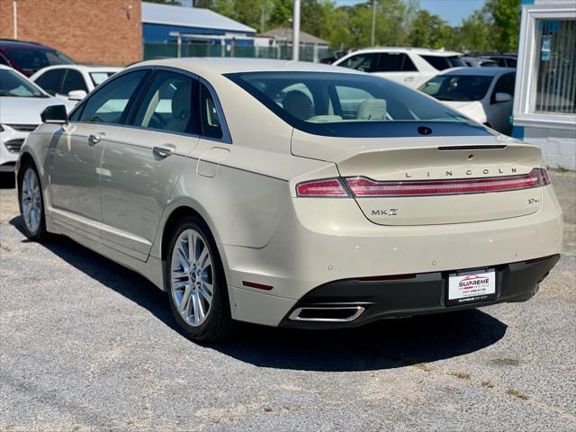 2014 lincoln mkz base