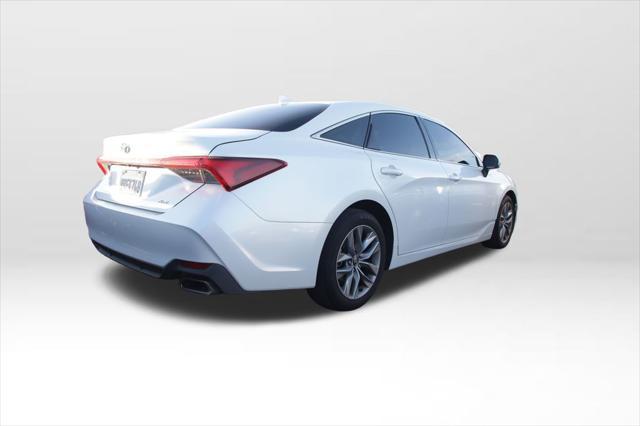 2020 toyota avalon xle