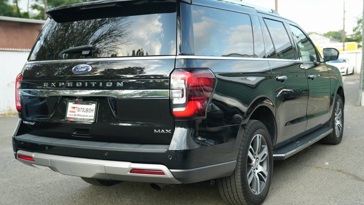 2022 ford expedition max limited