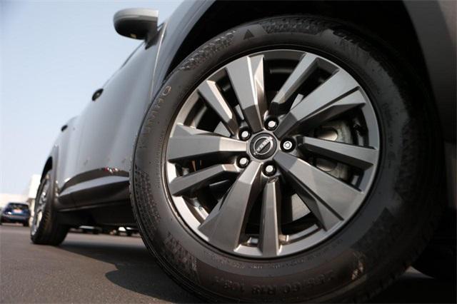 2024 nissan pathfinder sv fwd