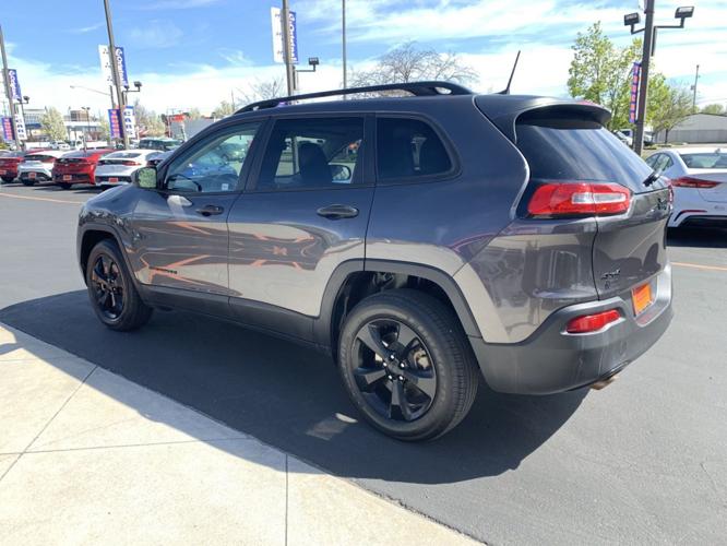 used 2017 jeep cherokee 4wd altitude boise, id 83702 for sale in boise, idaho