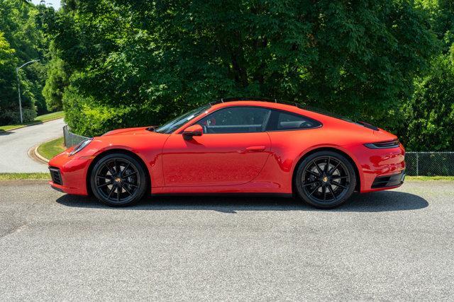 2021 porsche 911 carrera