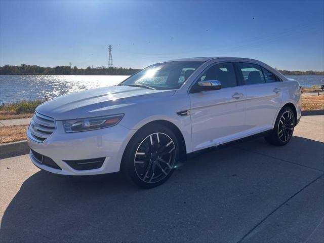2015 ford taurus limited