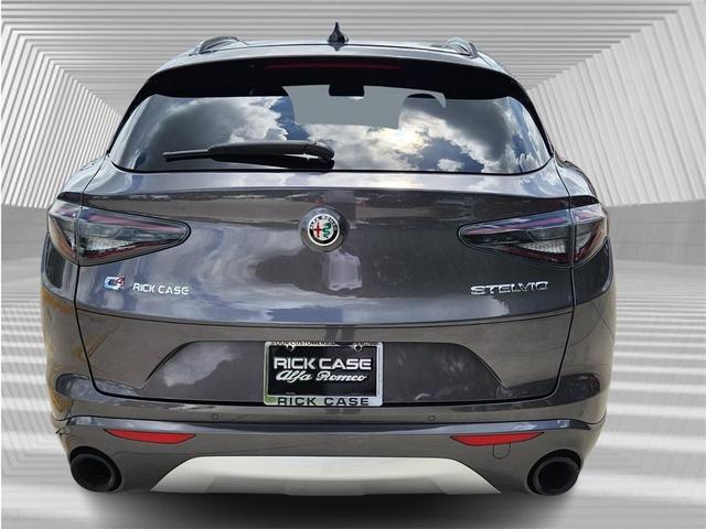 2024 alfa romeo stelvio ti