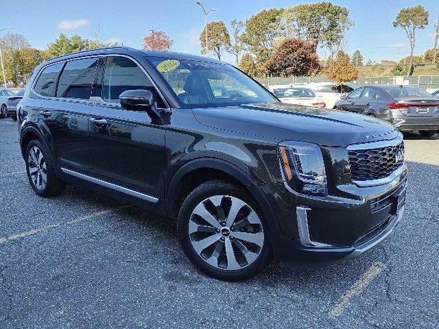 2022 kia telluride s