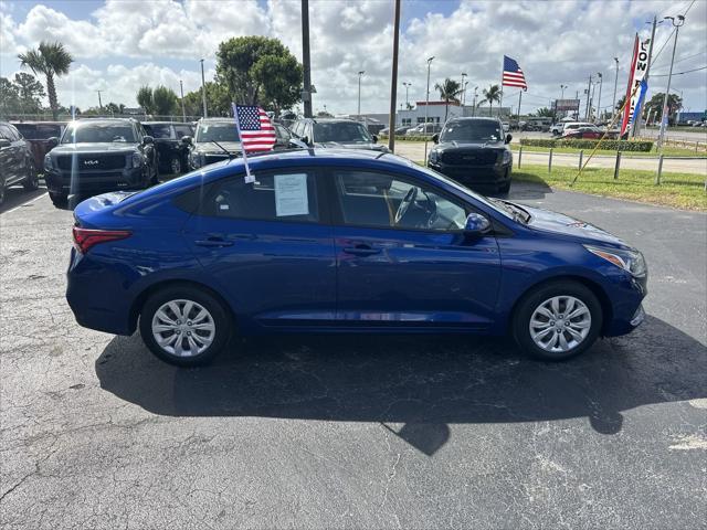 2020 hyundai accent se