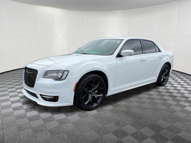2022 chrysler 300 touring
