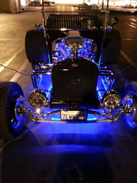 1923 ford t bucket with ford engine
