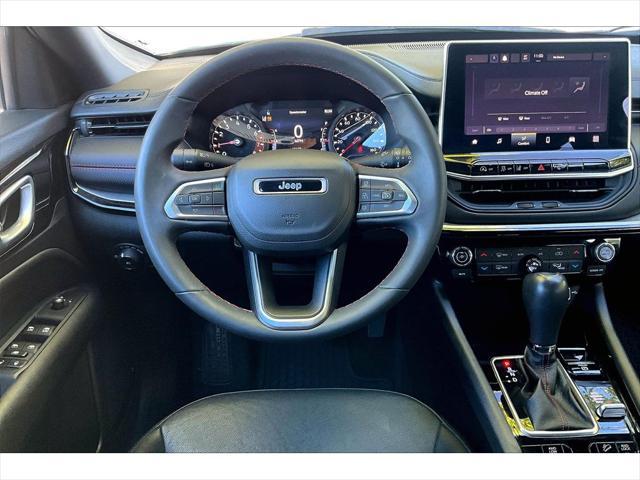 2023 jeep compass trailhawk