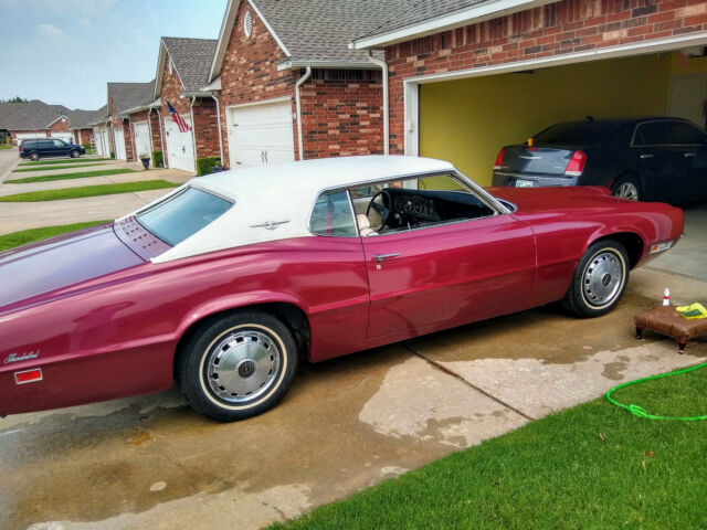 1970 tundebird 2 door hardtop w/429 and auto