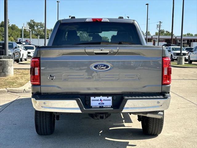 2021 ford f-150 xlt