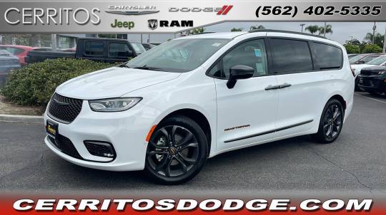 2024 Chrysler Pacifica
